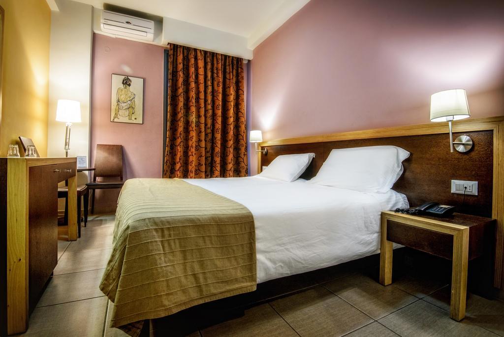 Iraklion Hotel