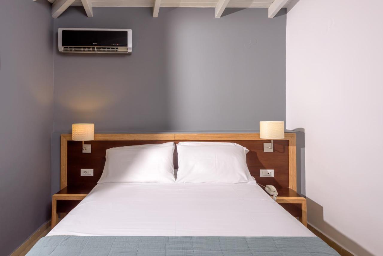 Iraklion Hotel Hotel