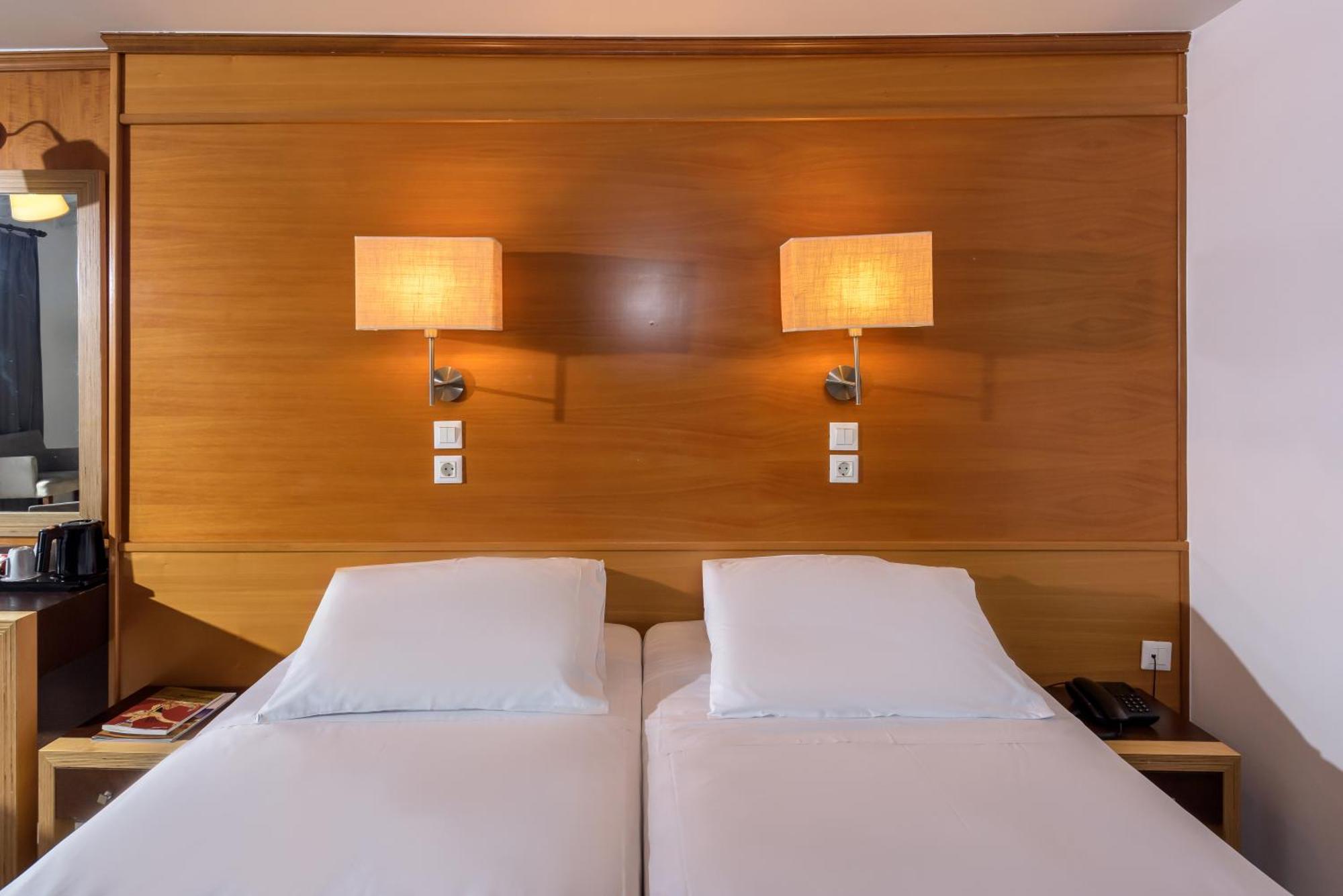 Hotel Iraklion Hotel 3*